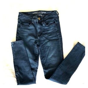 American Eagle Hi-Rise Jegging